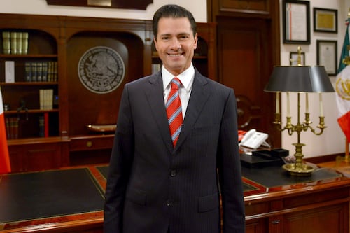 Se va Peña Nieto: luces