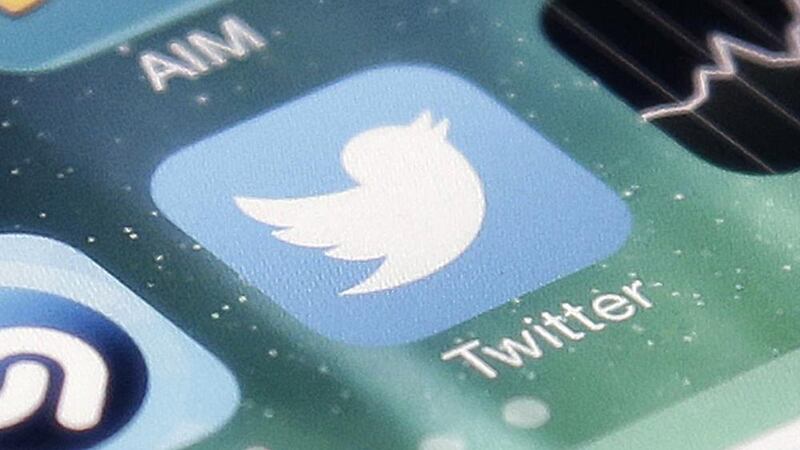 Este es el número de cuentas de spam que Twitter elimina al día