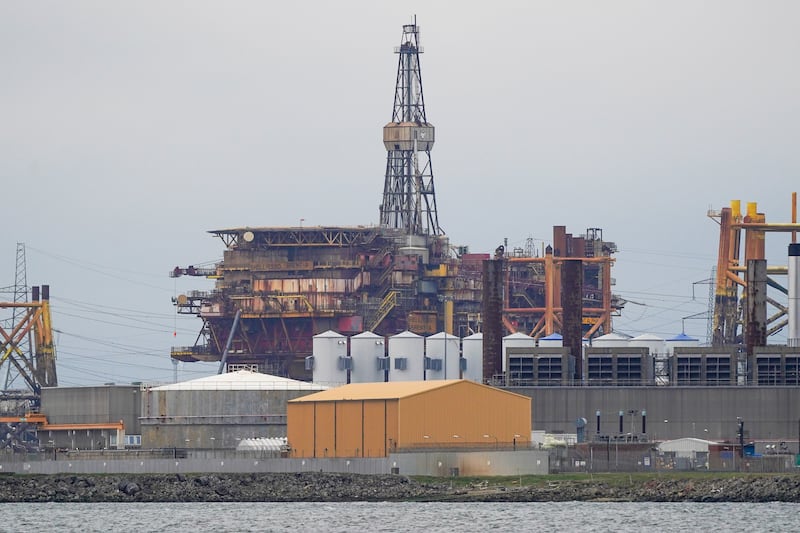 Más presión para el precio del diésel: Tensión en Medio Oriente lleva petróleo a 107 dólares por barril