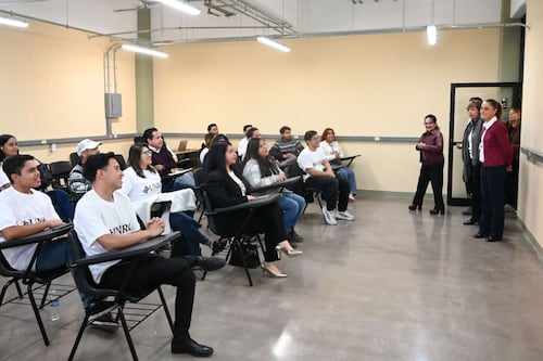 ¿Qué sabemos de la beca Gertrudis Bocanegra que llegará a más universitarios, según Sheinbaum?