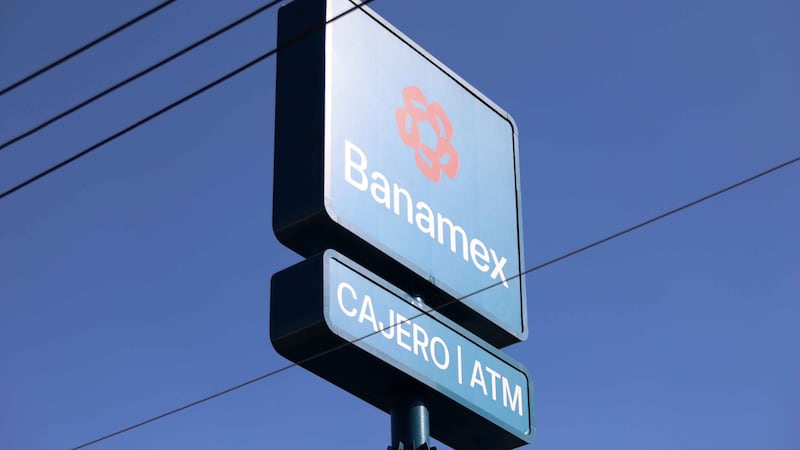 Banamex emite bonos en dólares tras la salida de Citi
