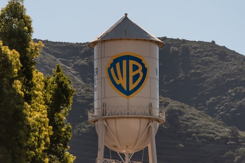 Warner Bros recibe una nueva oferta de Paramount: ¿Ofreció más que Netflix?
