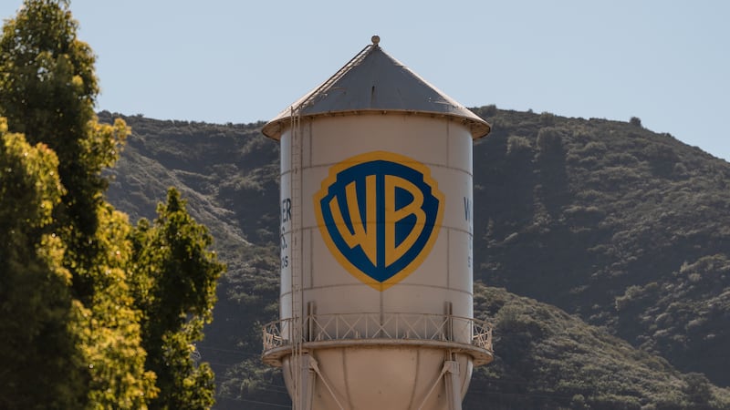 Warner Bros recibe una nueva oferta de Paramount: ¿Ofreció más que Netflix?