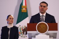 ‘Superpolicía’ Harfuch en acción: ¿Quiénes son los ‘peces gordos’ capturados en primer mes de Gobierno?