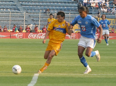 Joel Huiqui era defensa central de Cruz Azul cuando 'inventó' la 'Muertinha'. (Foto: Cuartoscuro)