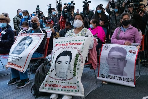 Caso Ayotzinapa: Padres de los 43 exigen una nueva reunión con el presidente López Obrador