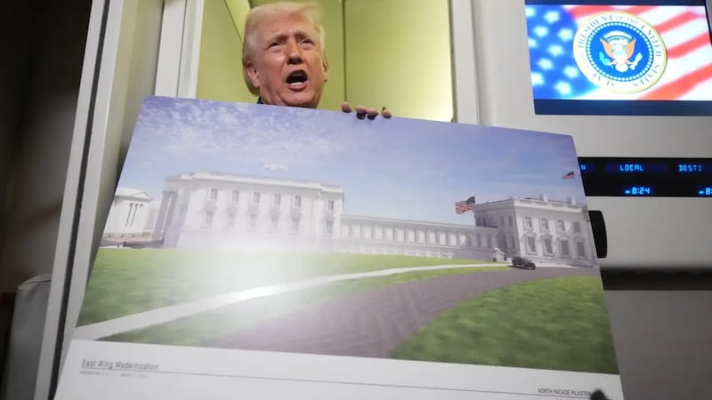 Trump Antoinette: ¿Presidente de EU está más preocupado por su salón de baile que por guerra en Irán?