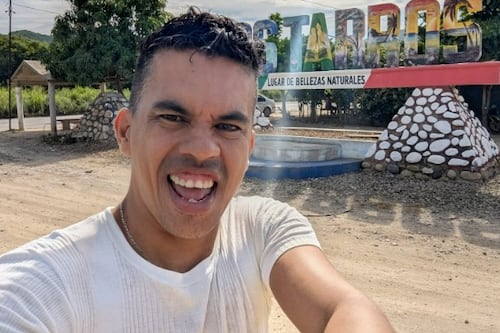 Reportan desaparición de Alex Serna, periodista que denunció a empresario extranjero en Zihuatanejo