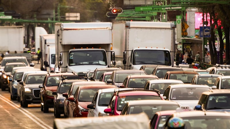 ¿Qué autos no circulan el viernes 18 de septiembre en CDMX y Edomex?