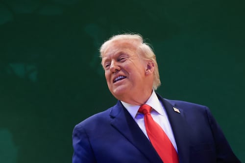 ‘Le hacen el feo’ a la Coca-Cola de Trump: Crean apps en Dinamarca para boicotear productos de EU