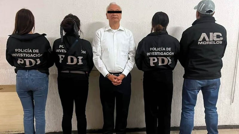 Víctor ‘N’, exdirector de Pemex, comparece por violencia familiar en Morelos; recibe prisión preventiva