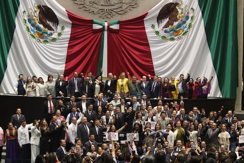 El síndrome pernicioso de la degradación de la política mexicana