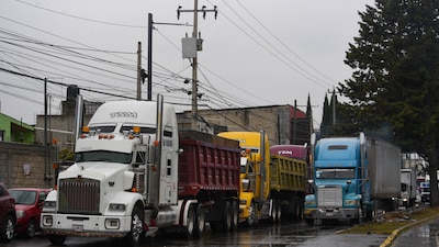La región Centro del país —que integra al Estado de México y Puebla— y el Bajío concentran el 82 por ciento de los casos de robo de carga en el país. (Foto: CRISANTA ESPINOSA AGUILAR /CUARTOSCURO)