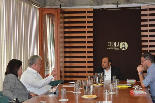 CEDHJ pide liberar estéticas de tía de uno de los estudiantes