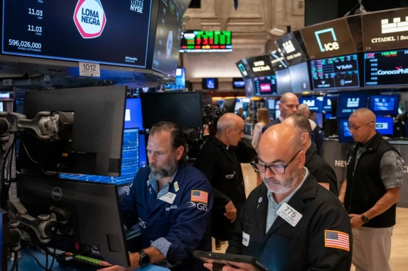 Wall Street abre con ganancias por ajustes en precios de acciones: ¿Cómo opera HOY?