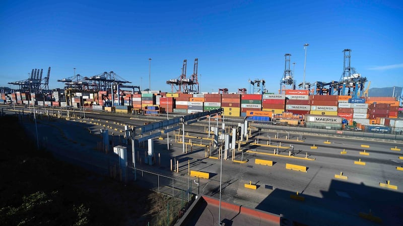 Exportaciones de México hacia EU tocan récord a mitad del año: Suman 298.2 mil millones de dólares