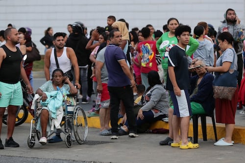 Terremoto de magnitud 7.1 sacude el centro de Venezuela; activan alerta de tsunami