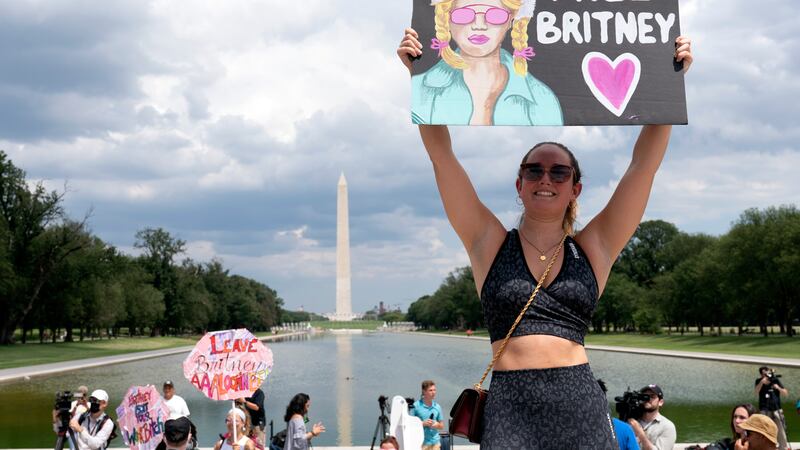 Caso de Britney impulsa iniciativa legislativa sobre tutelas