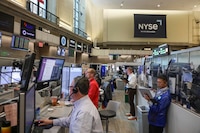 ‘La fuerza no acompaña a Wall Street’: Indicadores cierran en números negativos