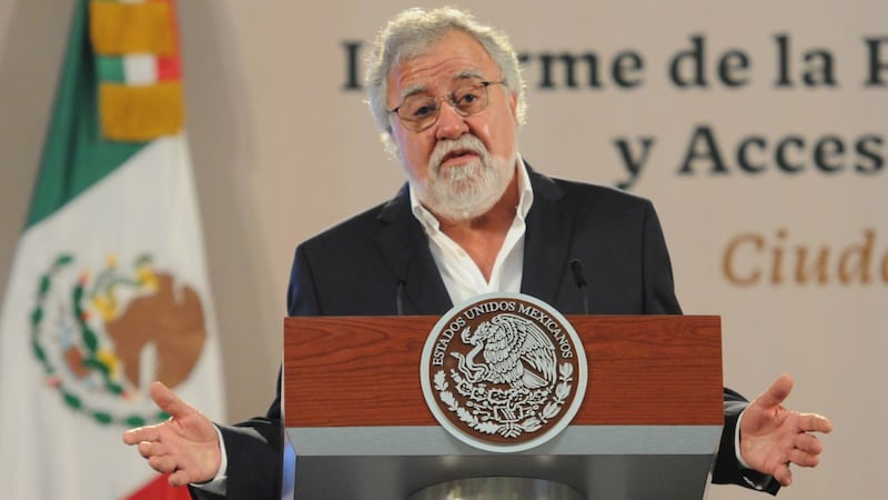 Alejandro Encinas rechaza nepotismo por nombramiento de su hijo en Economía