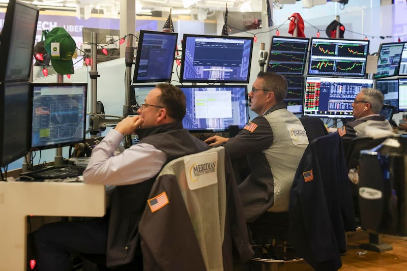 Wall Street abre a la baja, ‘preocupado’ por la inflación en EU: ¿Cómo abre HOY?
