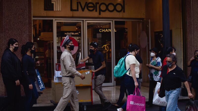 ¿Cómo levanto mi queja en Profeco si Liverpool canceló la compra de mi pantalla?