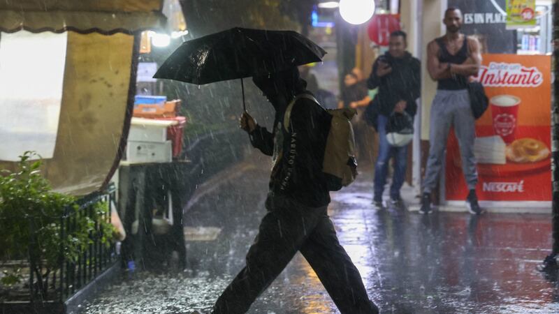 Lluvias se intensificarán en CDMX: ¿A partir de cuándo se espera caída de granizo y descargas eléctricas?