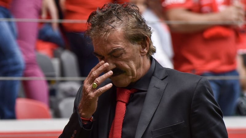 Ricardo La Volpe recula tras polémica por llamar ‘vendidos’ a los mexicanos: ‘Siempre he agradecido el cariño’
