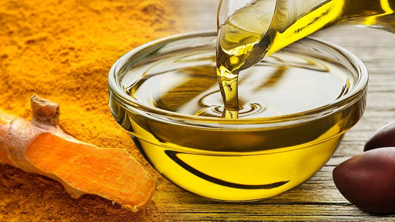 ¿Qué pasa si tomo cúrcuma con aceite de oliva en ayunas?