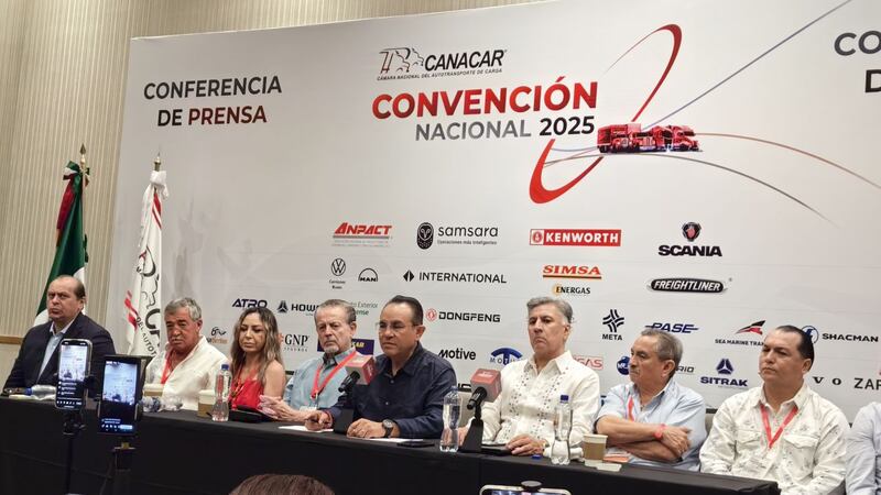 Autotransporte de carga en México enfrenta un 2025 crítico: Canacar