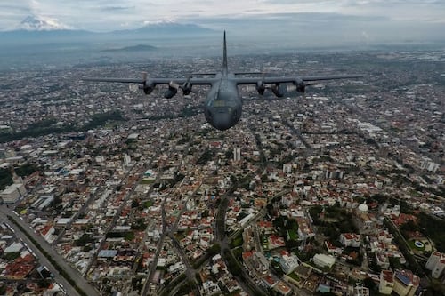España ‘le pone el pie’ a Trump: Cierra su espacio aéreo a aviones de EU para evitar que ataque a Irán