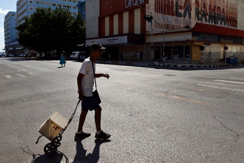 Marco Rubio ofrece 100 mdd en ayuda humanitaria a cubanos... pero que sea repartida por la Iglesia