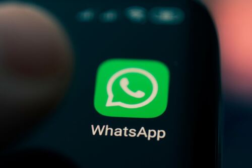 Así puedes activar la nueva función de mensajes temporales en WhatsApp