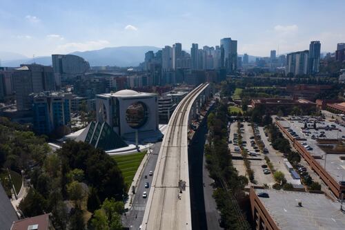 Un regalo: Gobierno cede concesión del Tren México-Toluca a Fonadin-Banobras hasta 2058
