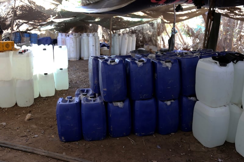 FGR encuentra ‘oro negro’... ilegal: Asegura más de un millón de litros de hidrocarburo en Cadereyta, NL