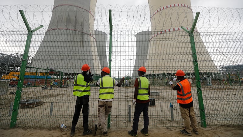 Trump dice que Irán suspenderá indefinidamente su programa nuclear