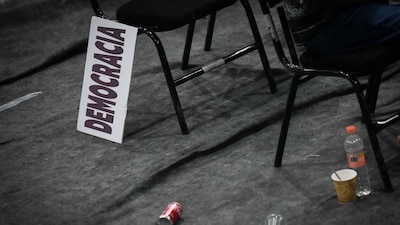 La convicción de que “la democracia puede tener problemas, pero es la mejor forma de gobierno” tuvo una notable disminución en México en los últimos dos años