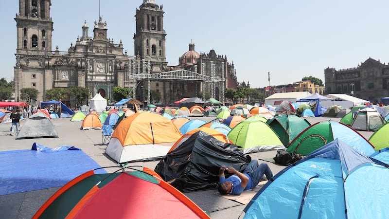 Comerciantes de CDMX están ‘hartos’ de la CNTE: Exigen frenar marchas por afectaciones a negocios