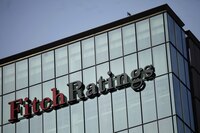 Sistema financiero mexicano está ‘bajo la lupa’ ante riesgos por lavado: Fitch