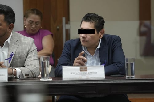 Operación Enjambre en Morelos: Detienen a alcalde de Cuautla que aparece en reunión con ‘El Barbas’