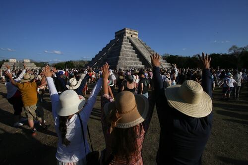¿Vas a ‘recargarte de energía’ en el equinoccio de primavera? Este es el origen de esa creencia