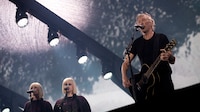 Roger Waters se reúne con familias de soldados caídos en guerra de las Malvinas
