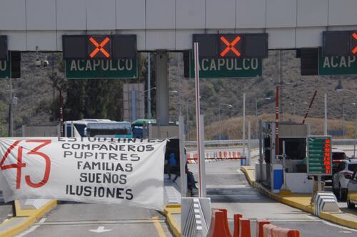 Estamos cerca de saber por qué los 43 estudiantes de Ayotzinapa fueron atacados: fiscal