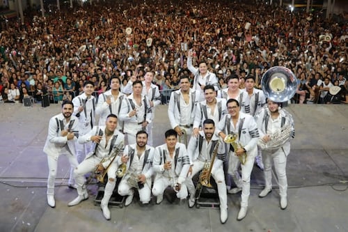 Banda ‘Los Recoditos’ es atacada a balazos en la carretera México-Morelia; descartan heridos