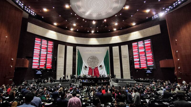 Mujeres lideran la Cámara de Diputados: Así queda la Mesa Directiva presidida por Marcela Guerra