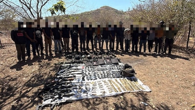 En Huajicori, Nayarit fueron detenidos 20 presuntos criminales.