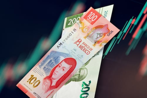 Peso ‘vence’ al dólar y cierra la semana con ganancias: ¿Cómo quedó el tipo de cambio HOY 6 de febrero?