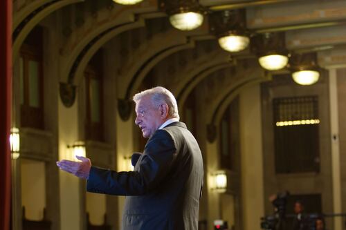 ¿AMLO le compraría Telmex a Carlos Slim ahora que ‘ya no es negocio’? Esto respondió