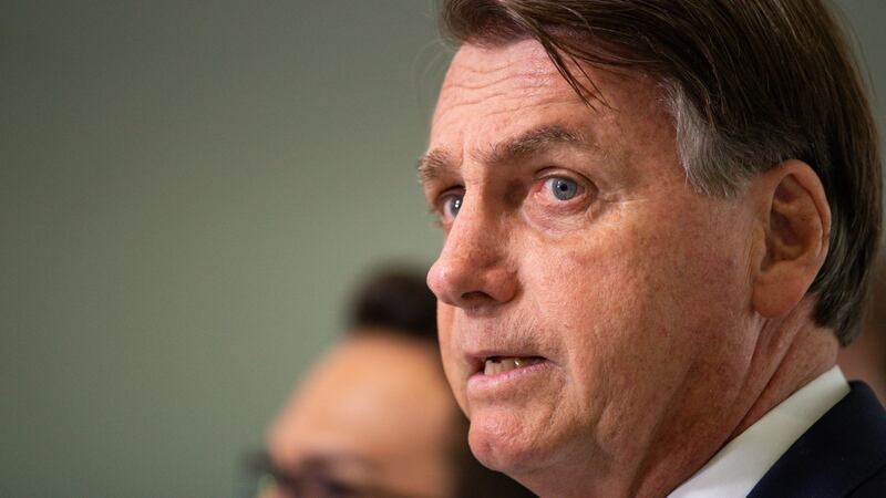 Un hipo que ‘no se va’ lleva a Jair Bolsonaro a ser hospitalizado en Brasil
