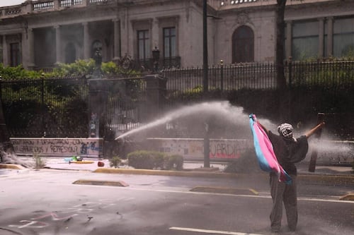 Colectivos trans piden ser escucados: Protestas llegan hasta el Metro de la CDMX